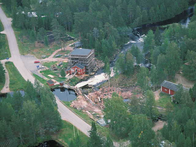 Jyrkkäkosken ruukki. Hannu Vallas 1998