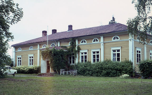 Örnevikin eli Paajalan kartanon päärakennus. Elias Härö 1967