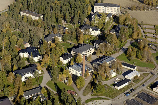 Nikkilän sairaala-alue. Hannu Vallas 2006