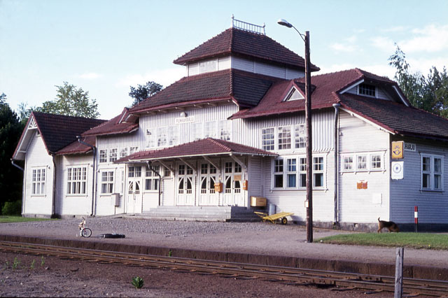 Punkaharjun rautatieasema. Elias Härö 1973