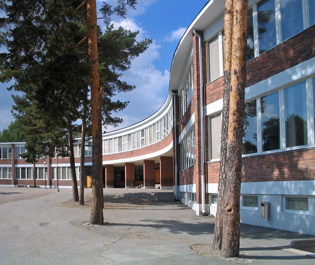 Meilahden koulu. Hannu Eerikäinen 2006