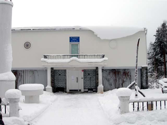 Nelimarkan museo. Tuija Mikkonen 2006