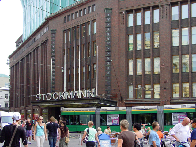 Stockmannin tavaratalo. Saara Vilhunen 2007