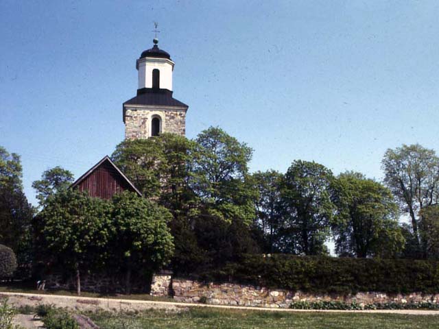 Kemiön kirkon länsitorni. Marja Terttu Knapas 1983