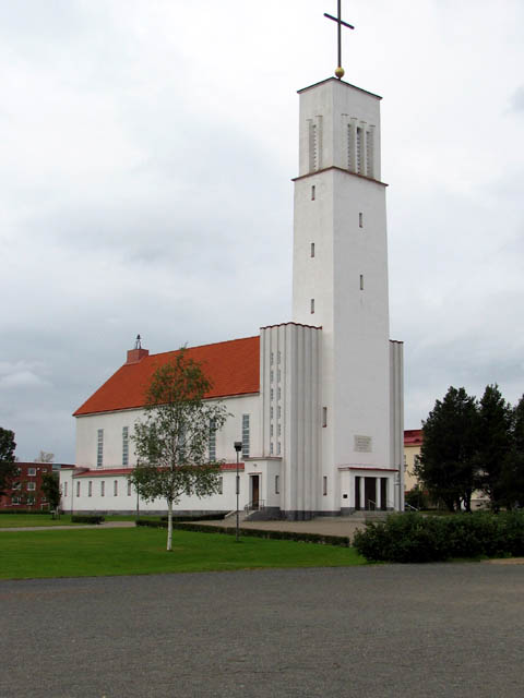 Pyhän ristin kirkko (aiemmin Uusikirkko) Iisalmella. Jari Heiskanen 2007