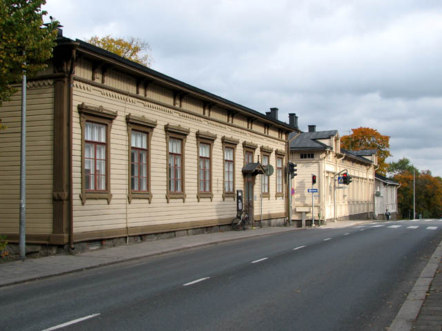 Puutaloja Lukiokadulla Hämeenlinnan Koilliskulmassa. Jari Heiskanen 2007