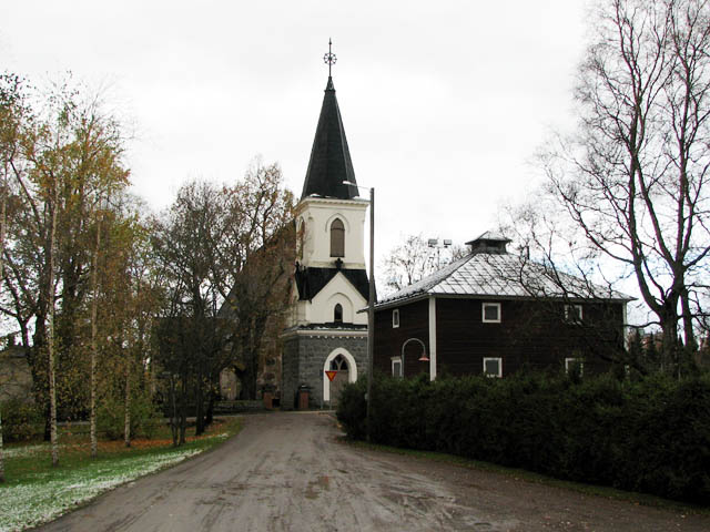 Vanajan kirkko, tapuli ja viljamakasiini. Jari Heiskanen 2007