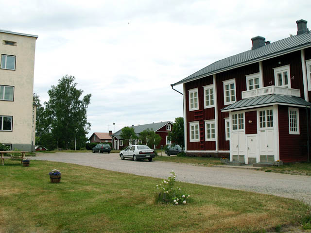 Laamannin virkatalon päärakennus. Tuija Mikkonen 2006