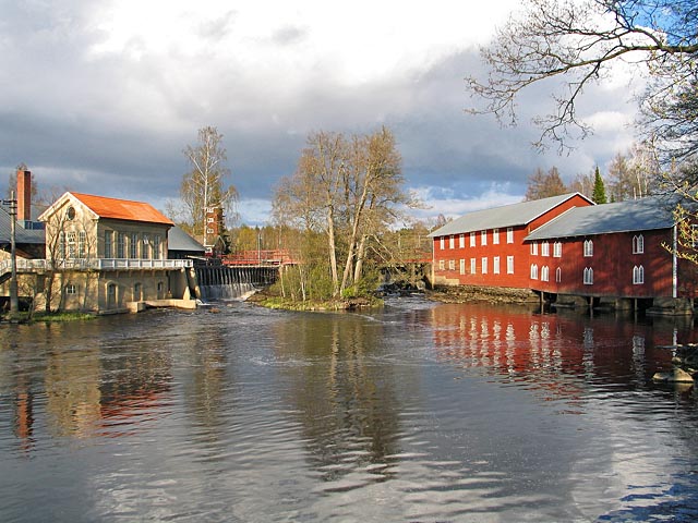 Noormarkun sahan ja ruukin rakennuksia. Pekka Sihvonen 2007