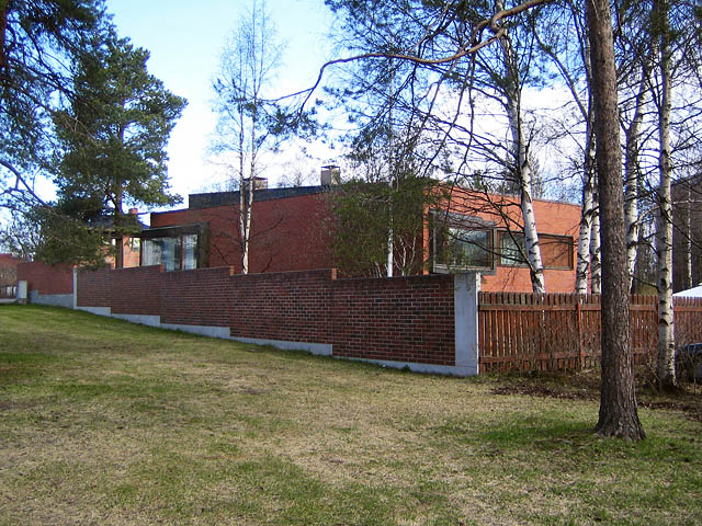 Arkkitehti Alvar Aallon suunnittelema yksityistalo Maison Aho. Johanna Forsius 2008