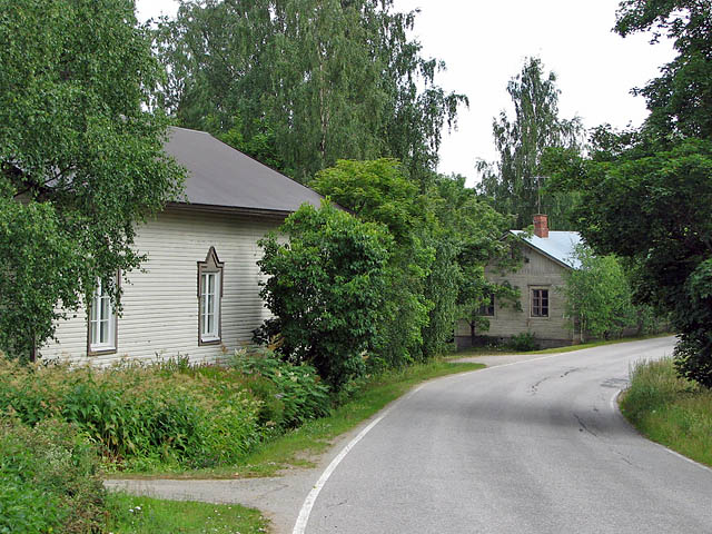Puutikkalan kylän raittia, Ali- ja Yli-Mattila. Jari Heiskanen 2008