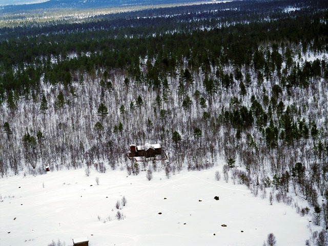 Pielpajärven kirkko. Hannu Vallas 1999