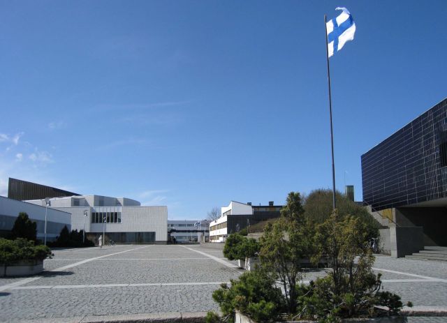 Aalto-keskuksen kirjasto, teatteri, virastotalo ja kaupungintalo. Hilkka Högström 2009