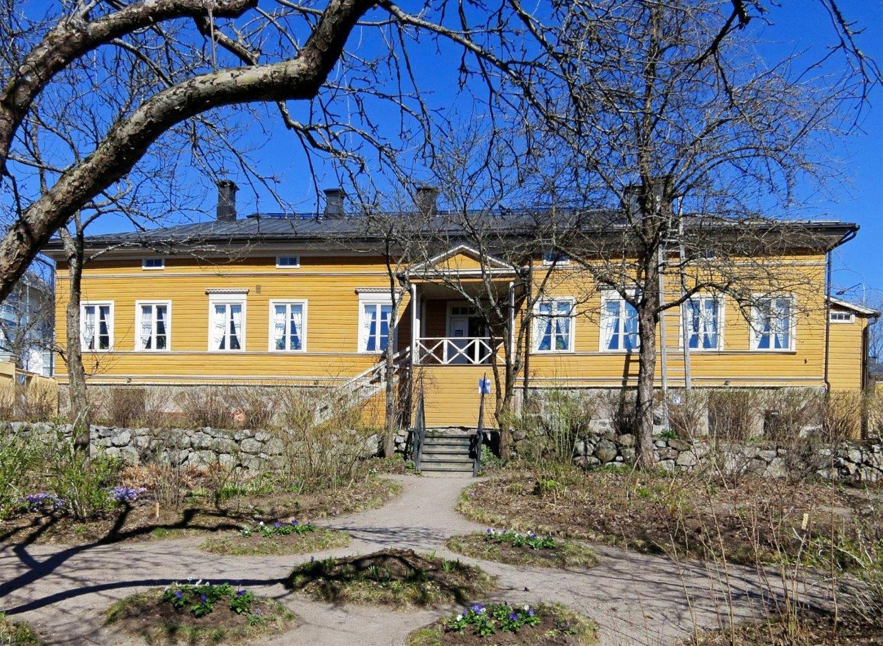 Runebergin koti. Wiki Loves Monuments, CC BY-SA 4.0  Jussi Helimäki 2017