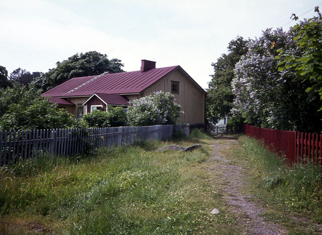 Näkymä Kaunissaaren saaristokylästä. Hanna Kronlöf 1977