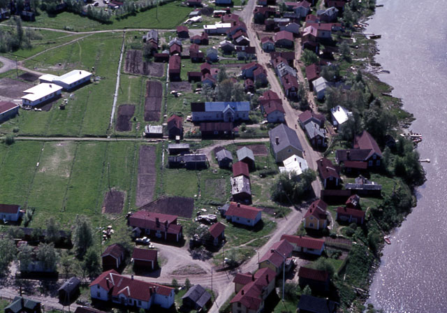 Iin Haminan kylää. Hannu Puurunen 1973