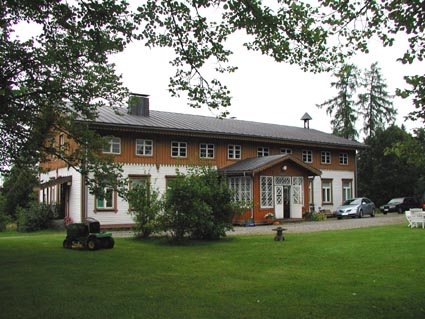 Nordenlundin päärakennus idästä. Henrik Wager 2004