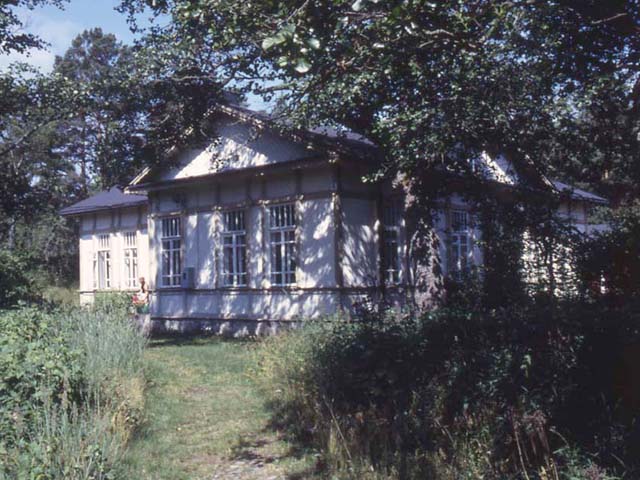 Asuinrakennus Katanpään linnakkeen alueella. Otto Selén 2001
