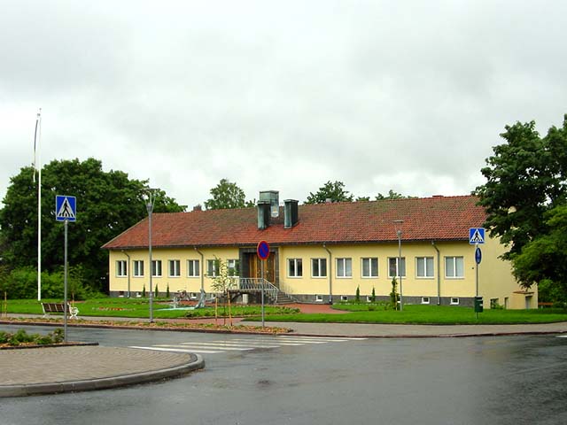 Karjaan entisessä kaupungintalossa toimii Raaseporin kansalaisopisto. Johanna Forsius 2007