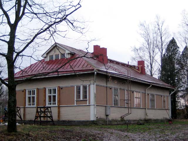 Ilmajoen rautatieasemarakennus. Johanna Forsius 2006