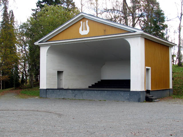 Laululava Hämeenlinnan Kaupunginpuistossa. Jari Heiskanen 2007