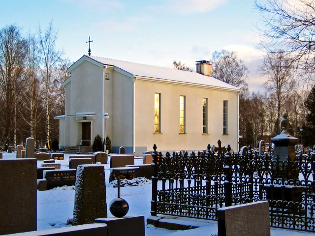 Ilmajoen kirkon siunauskappeli ja hautausmaata. Johanna Forsius 2007