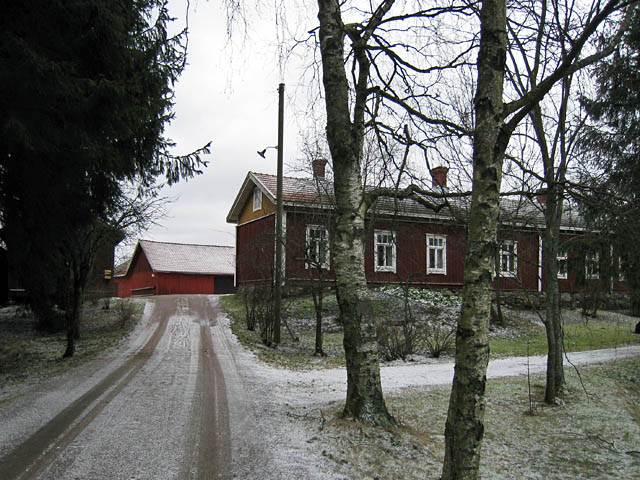 Kuralan kylämäkeä. Hilkka Högström 2008