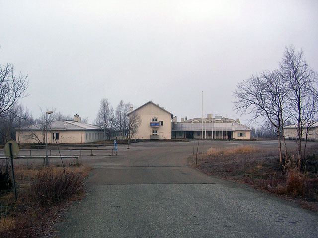 Kilpisjärven matkailuhotelli. Lapin kulttuuriympäristöt tutuksi -hanke 2004