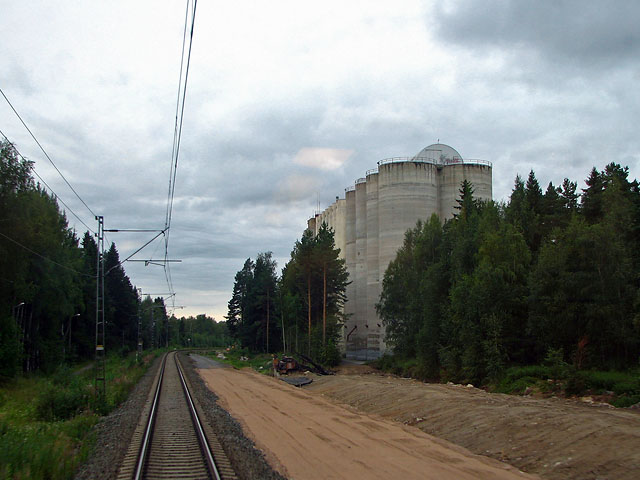 Valtion viljavarasto etelään. Timo-Pekka Heima 2008