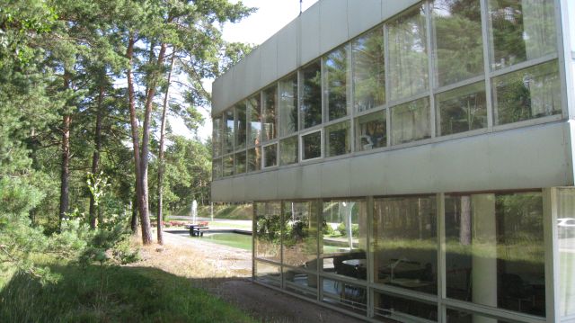Kudeneuleen toimistosiipi. Hilkka Högström 2009