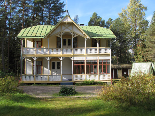 Sannanrannan huvila-aluetta. K.H. Renlundin museo – Keski-Pohjanmaan maakuntamuseo 