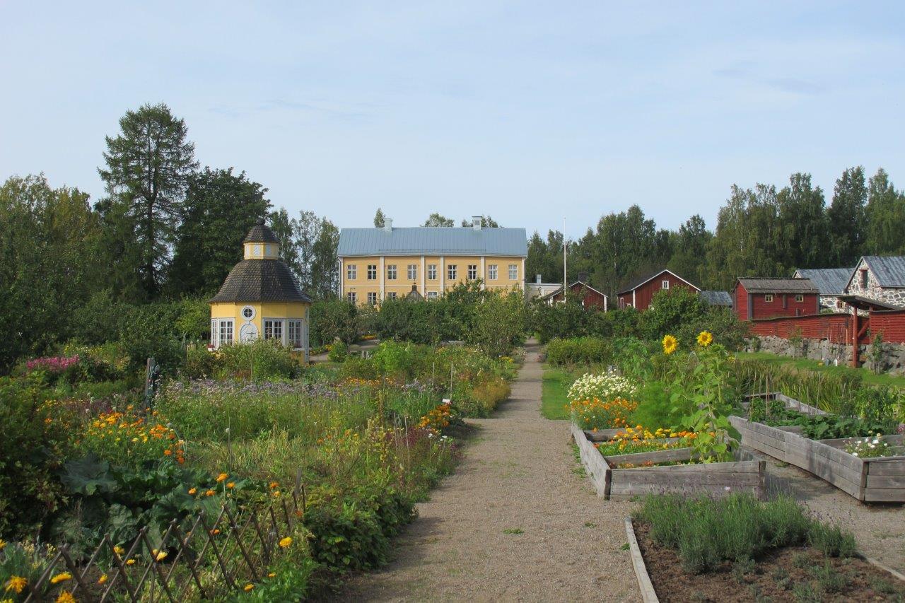 Rosenlundin pappila ja Aspegrenin puutarha. Wiki Loves Monuments, CC BY-SA 4.0 Greger Cederberg 2017